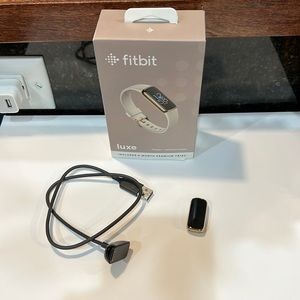 Fitbit Luxe